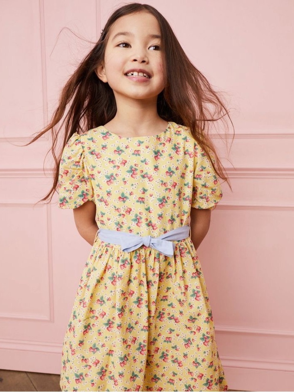 Boden Bow Tie Vintage Dress buttercup strawberry ditsy| Size: 4-5Y| linen blend